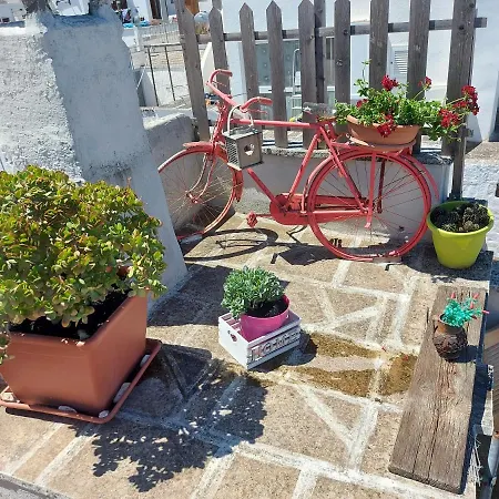 Casa Santa Caterina オストゥーニ